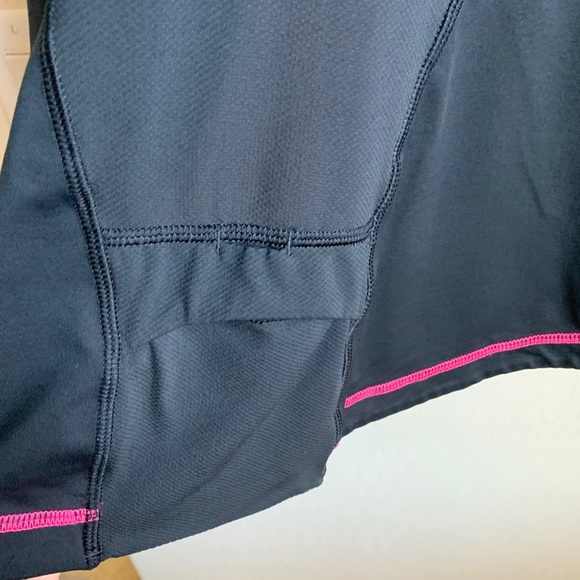 Lululemon tank top - Picture 3 of 4